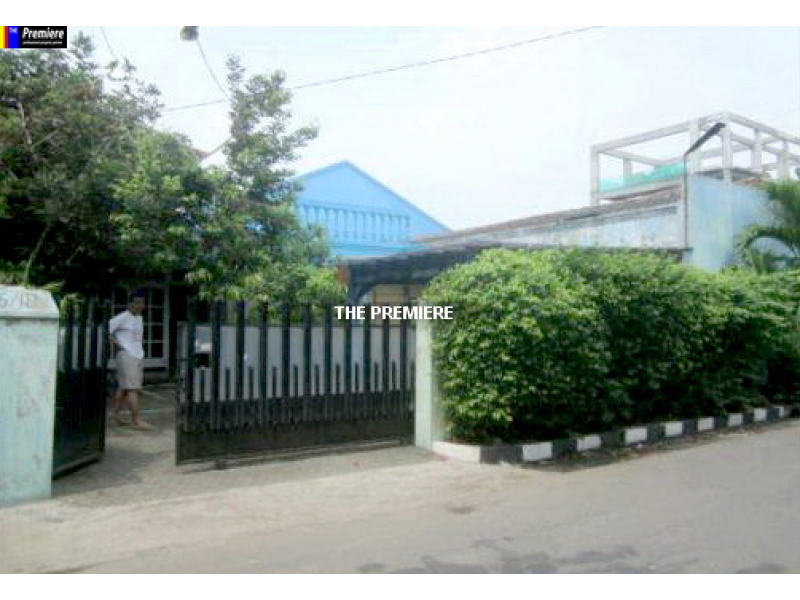 Rumah Tua Dijual Di Jakarta Barat Semi Furnished!!!